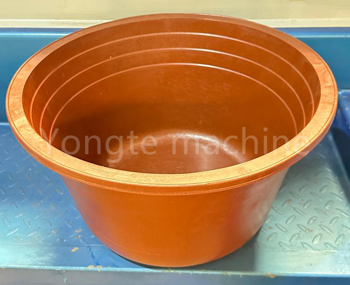 Ang Yongte Plastic Recycling Equipment ay nagpapadala sa customer ng Africa