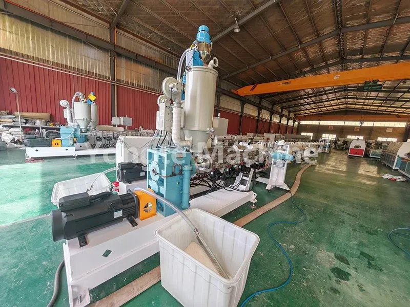 Yongte 16-63mm PPR three-layer pipe extrusion line para sa mga kliyenteng Algerian ay matagumpay na nakumpleto ang pagkomisyon at pagtanggap