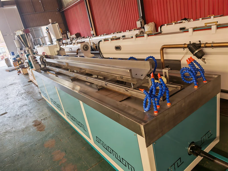 Paano Mababago ng ABS Profile Extrusion Line ang Paggawa ng Plastic Profile