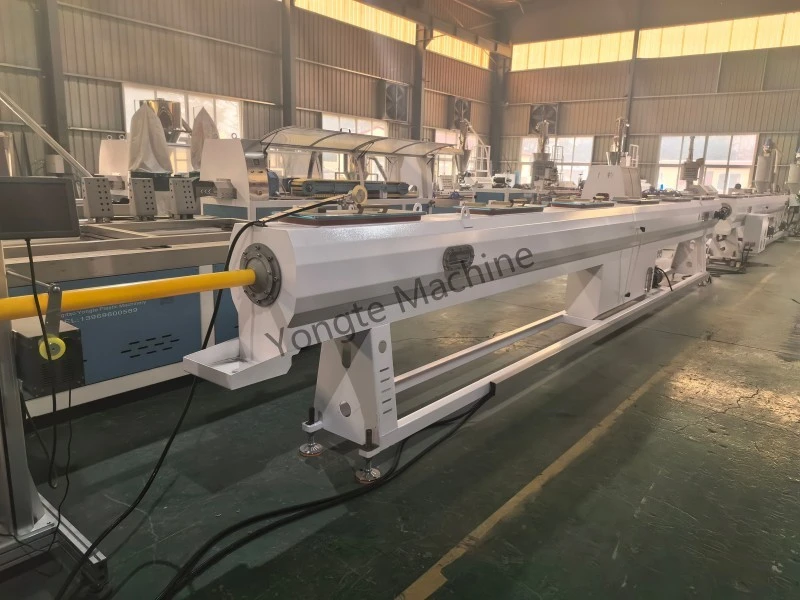 bakit pareho ang vacuum tank at ang spray tank ay mahalaga sa PE pipe extrusion line?