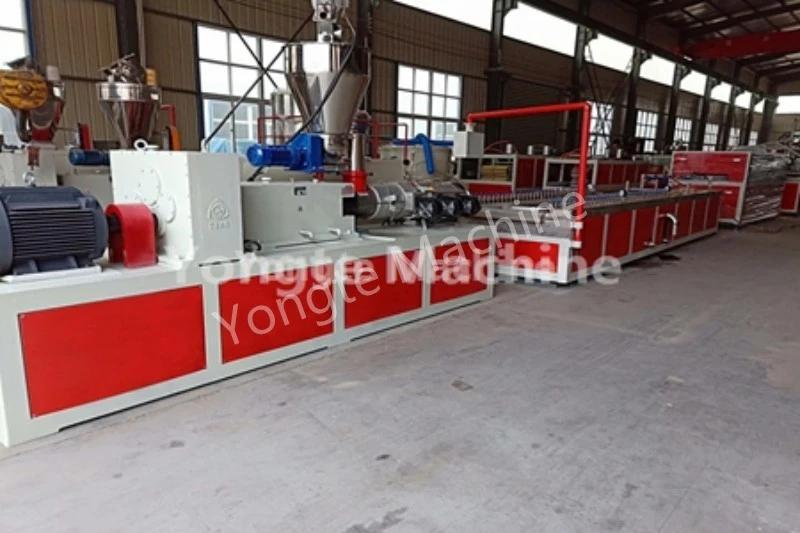 China High Efficiency WPC Wall Panel Machine