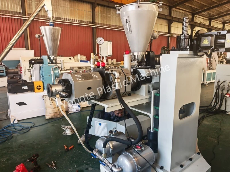 SJSZ35 Conical Double Screw Extruder para sa Japan