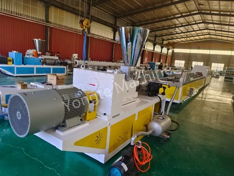 Yongte WPC Door Profile Extrusion Line para sa Indian na Customer